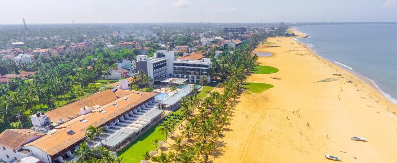 Goldi Sands Hotel Negombo Exterior photo