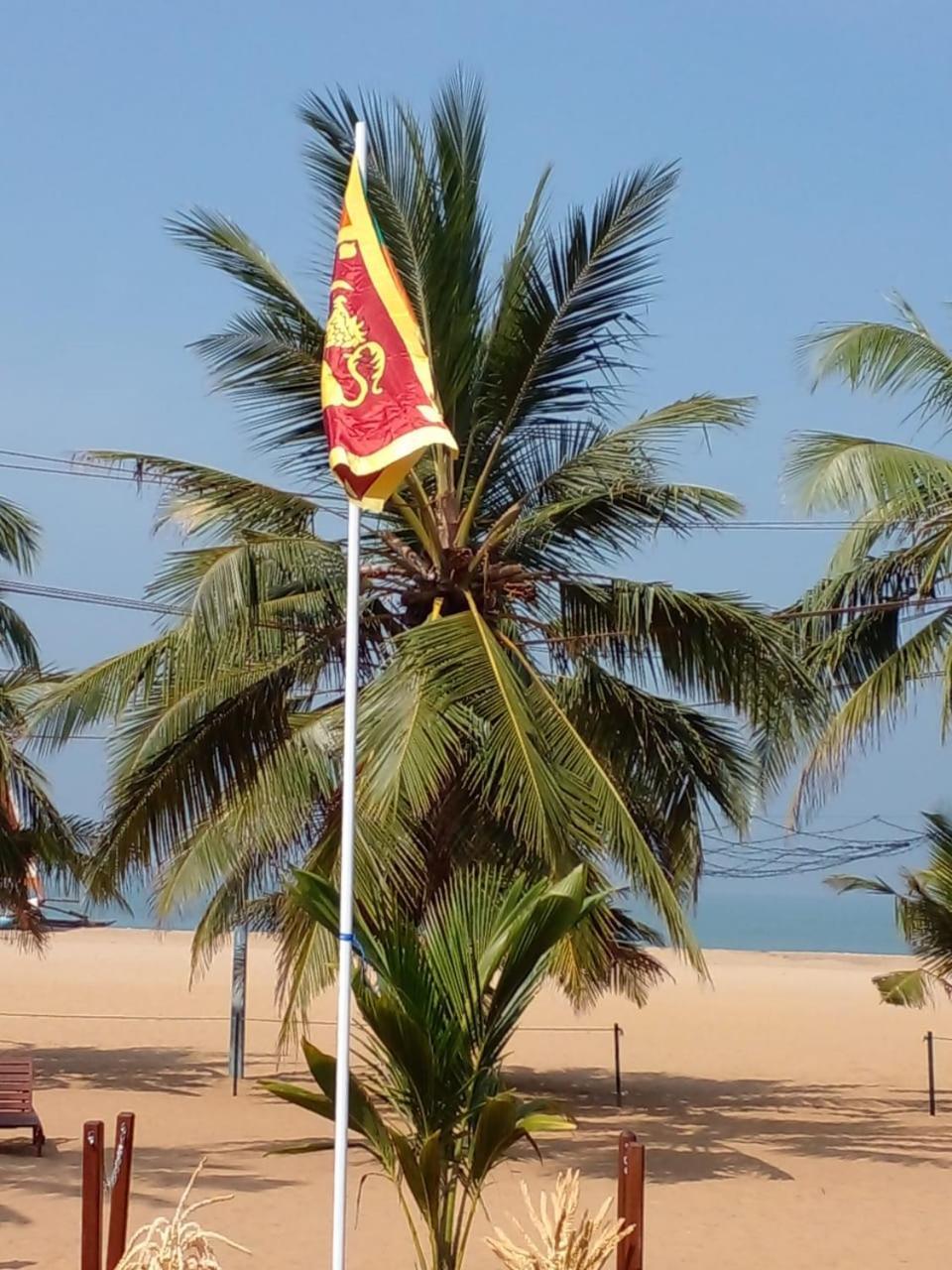 Goldi Sands Hotel Negombo Exterior photo